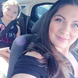 Meet your Posher, Christina